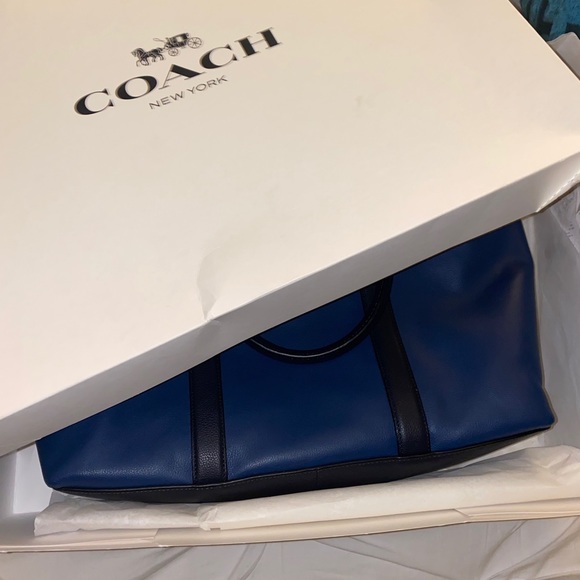 Coach Purse - Picture 5 of 5